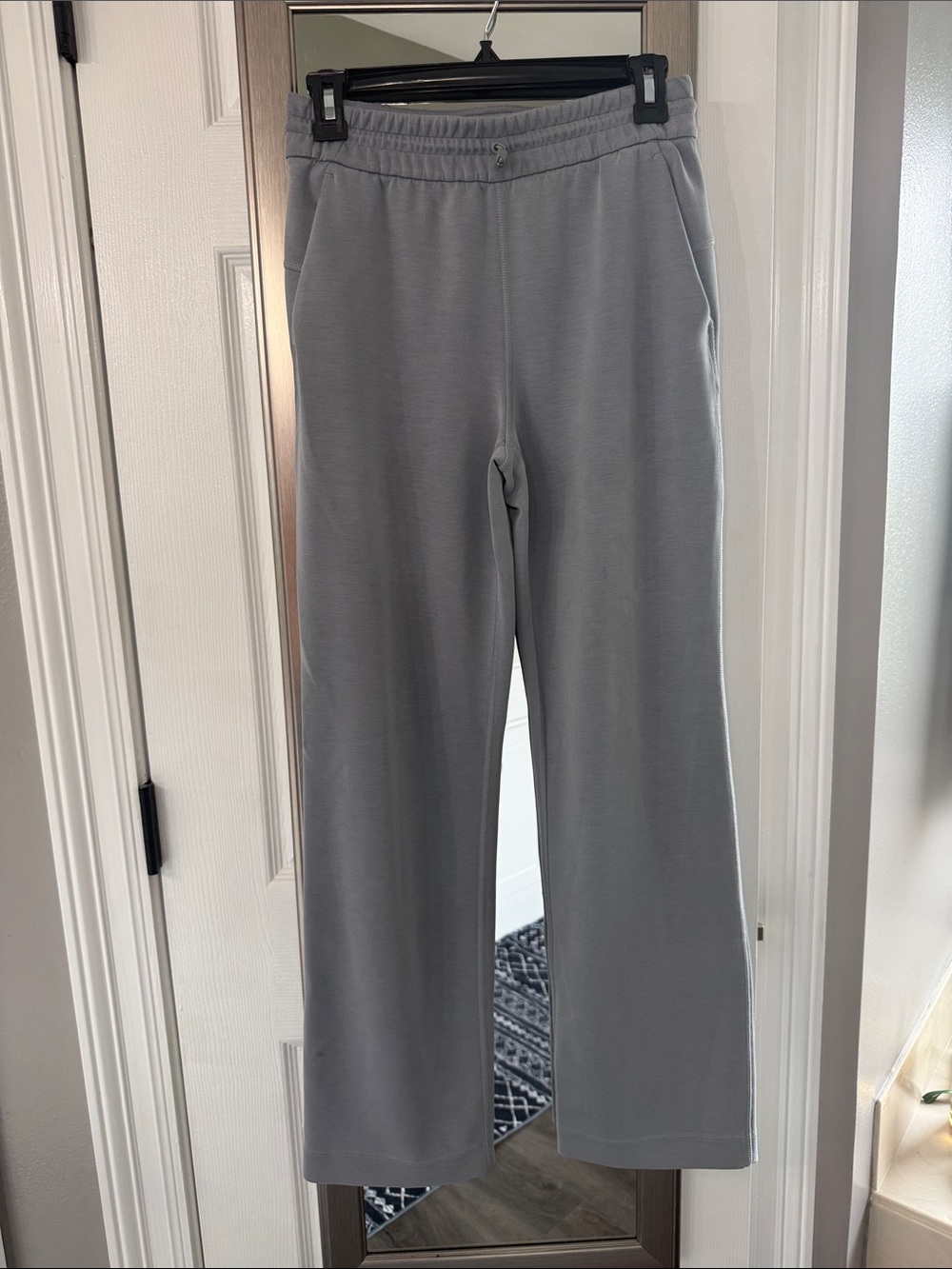 lululemon Women’s Wide-Leg Pull-On Sweatpants in Gray